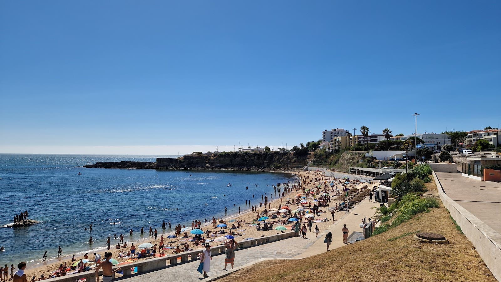 Praia de São Pedro do Estoril - Image 1