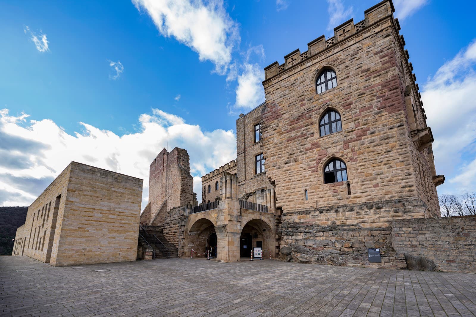 Hambach Castle - Image 1