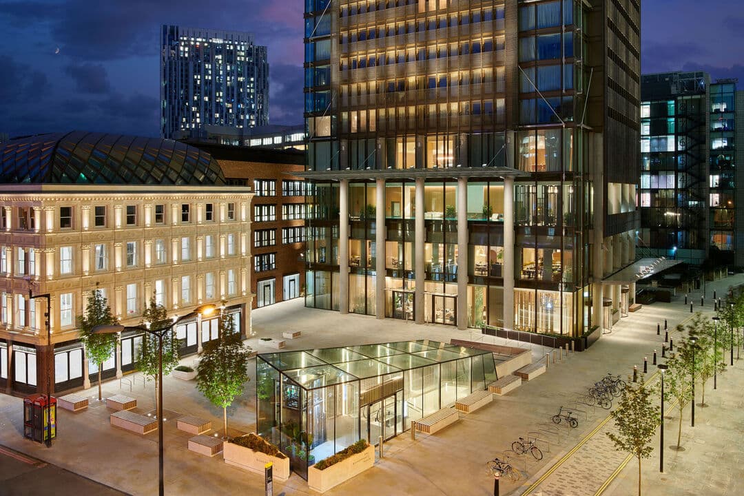 Pan Pacific London - Image 1