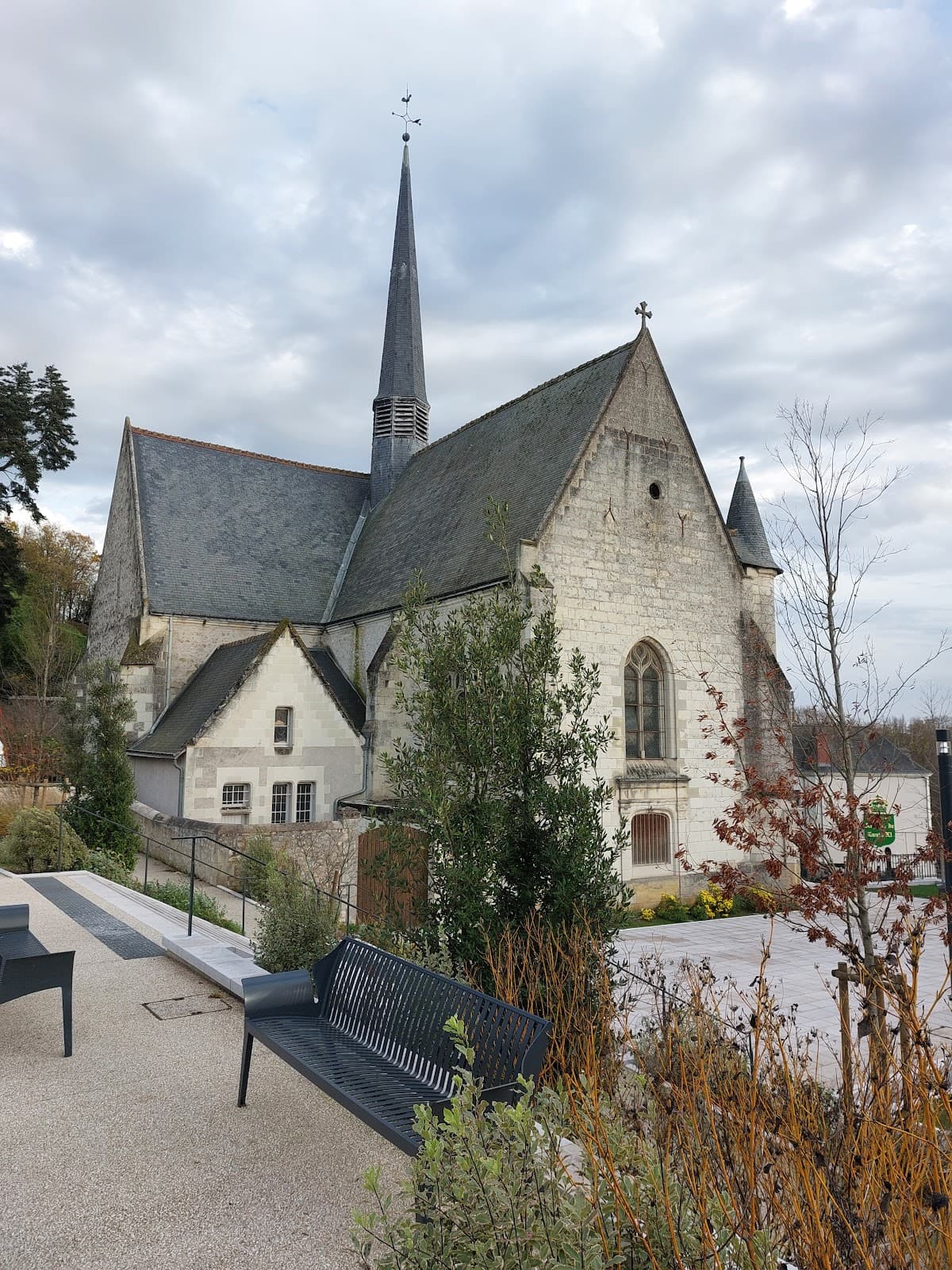 Église Saint-Cyr et Sainte-Julitte - Image 1