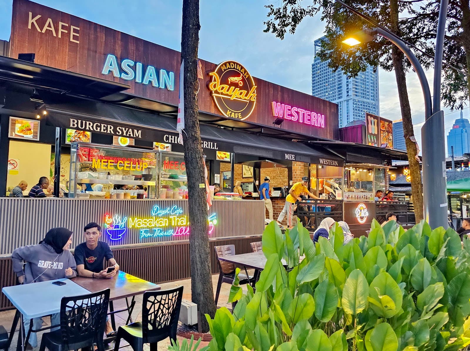 Kampung Baru Night Market Kuala Lumpur - Image 1