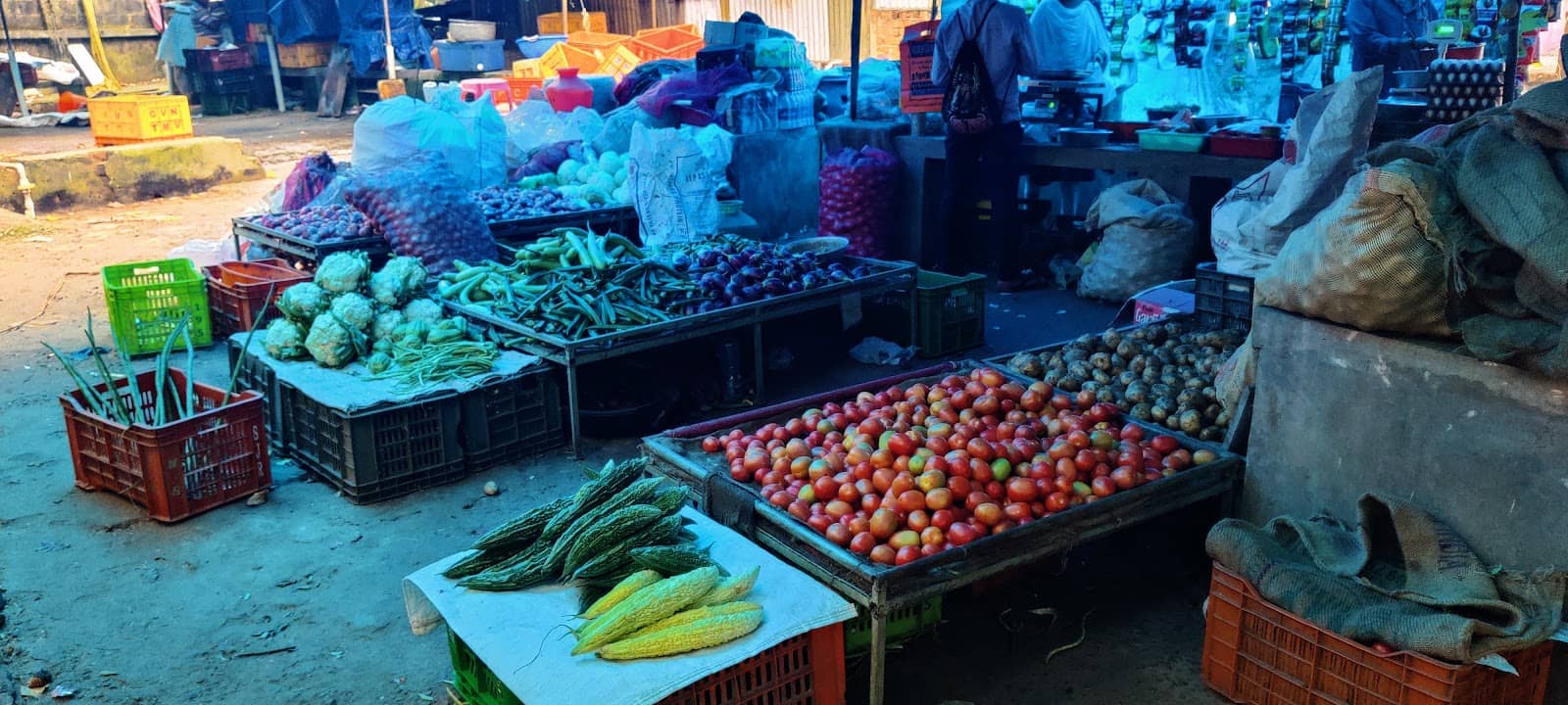 Local Produce & Crafts