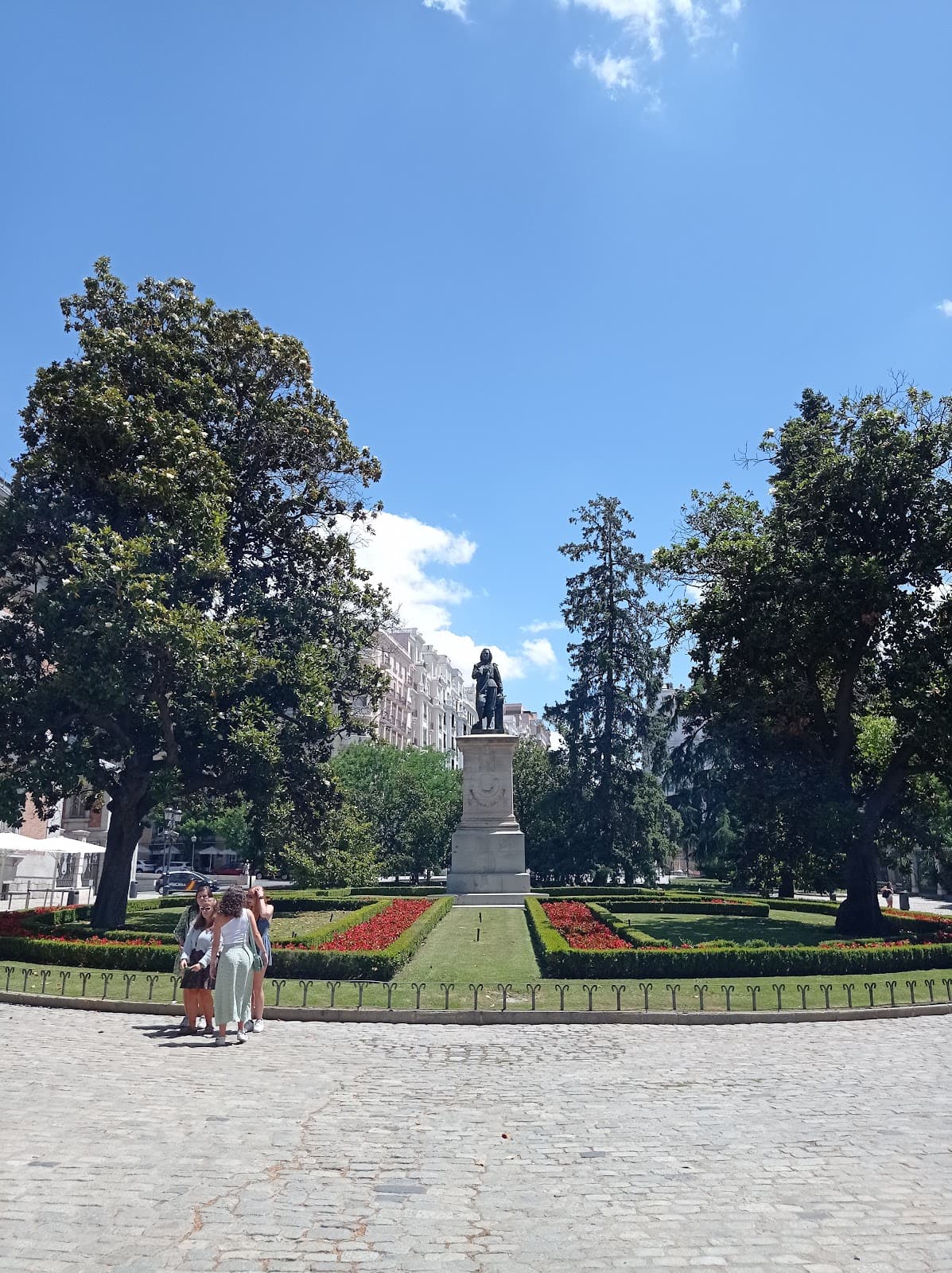 Recoletos/Goya, Barrio de Salamanca, Madrid - Image 1