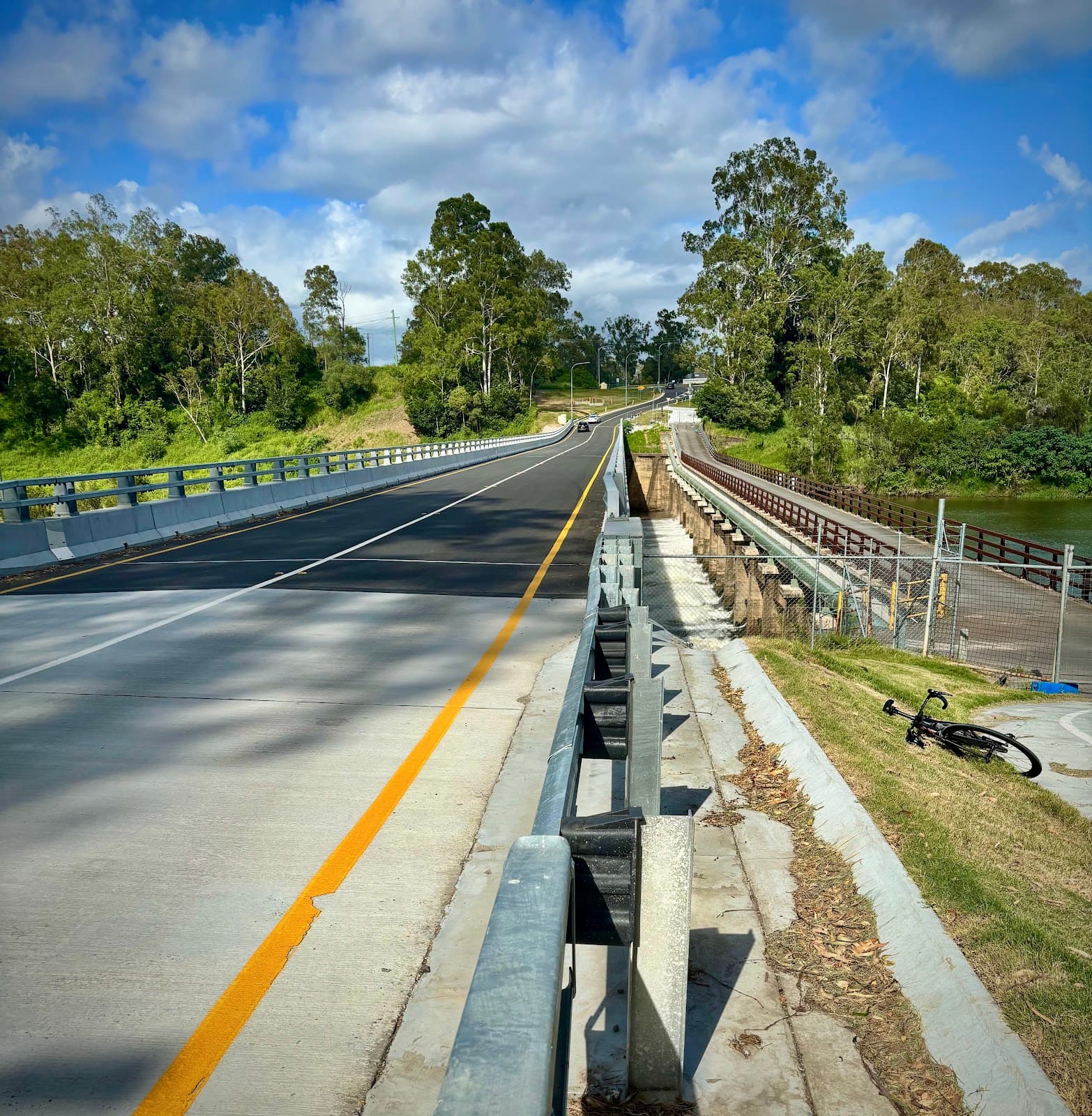 Mount Crosby Weir - Image 1