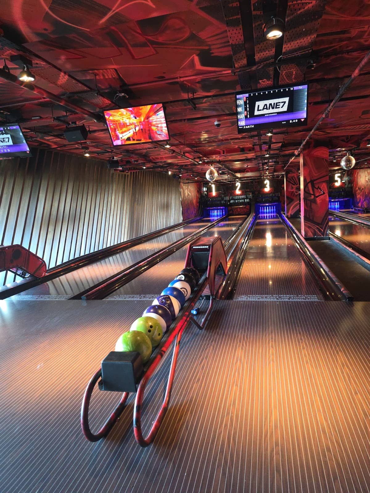 Shuffleboard & Darts