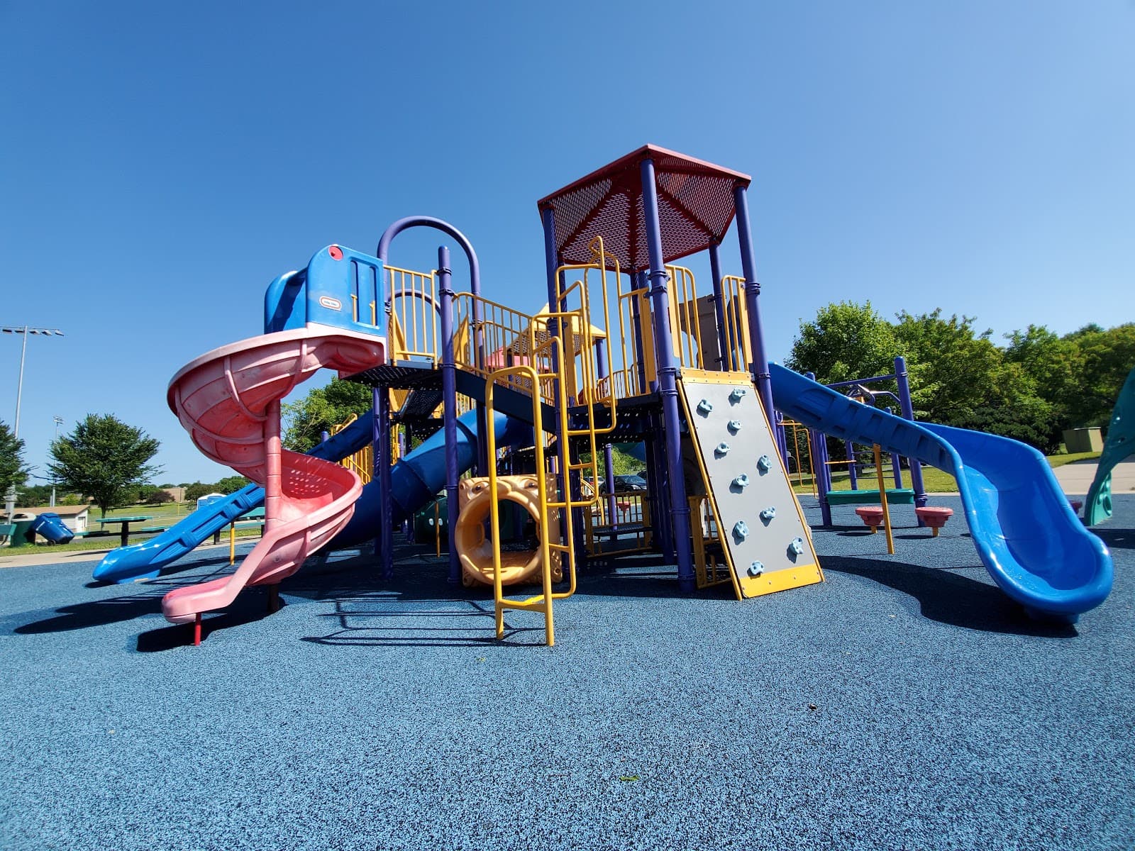 Lake Susan Park - Image 1