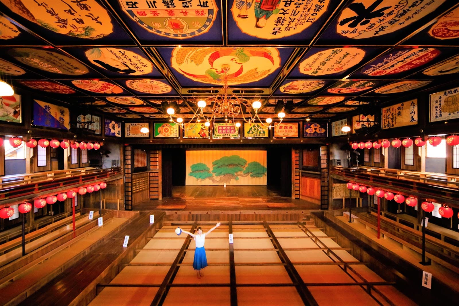 Yachiyoza Theater Yamaga - Image 1