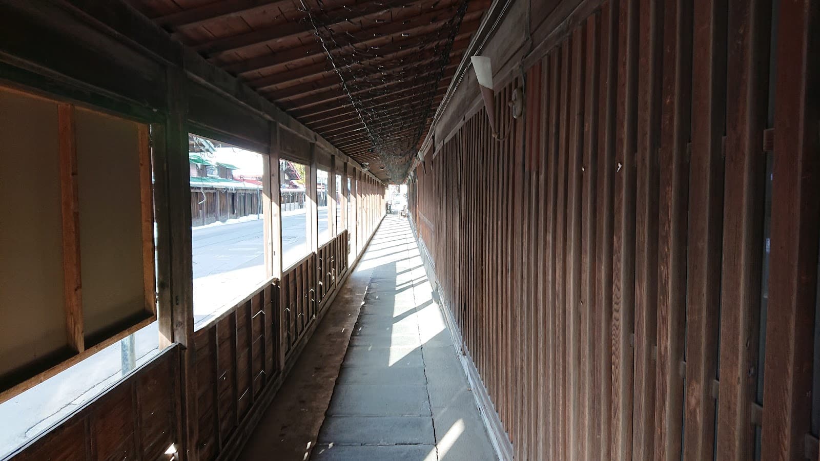 Kuroishi Komise Street - Image 1