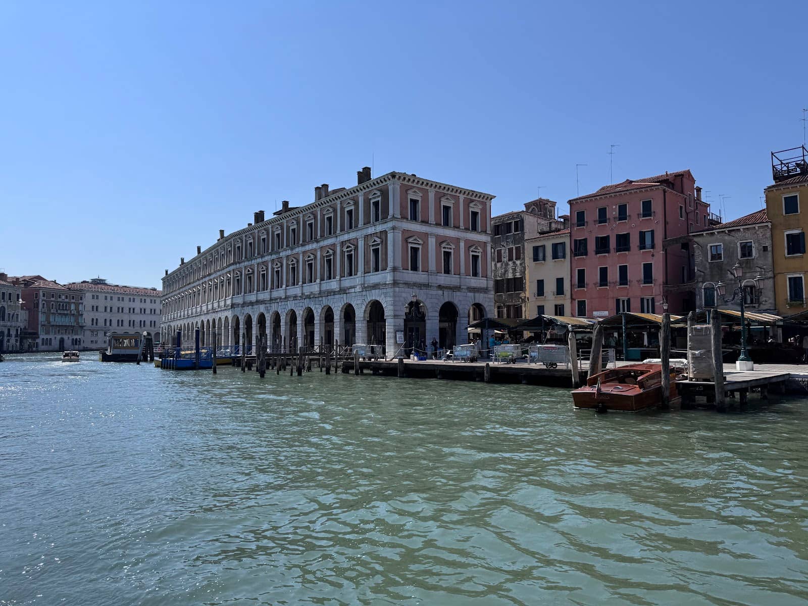 Ponte di Rialto Views