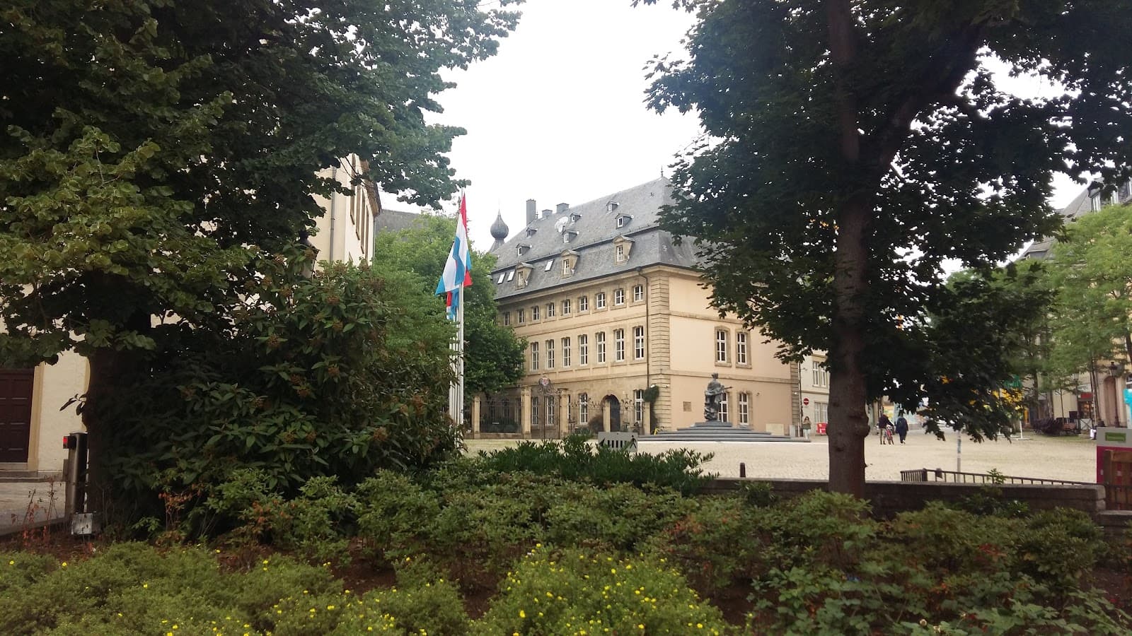 Place Clairefontaine Luxembourg City - Image 1