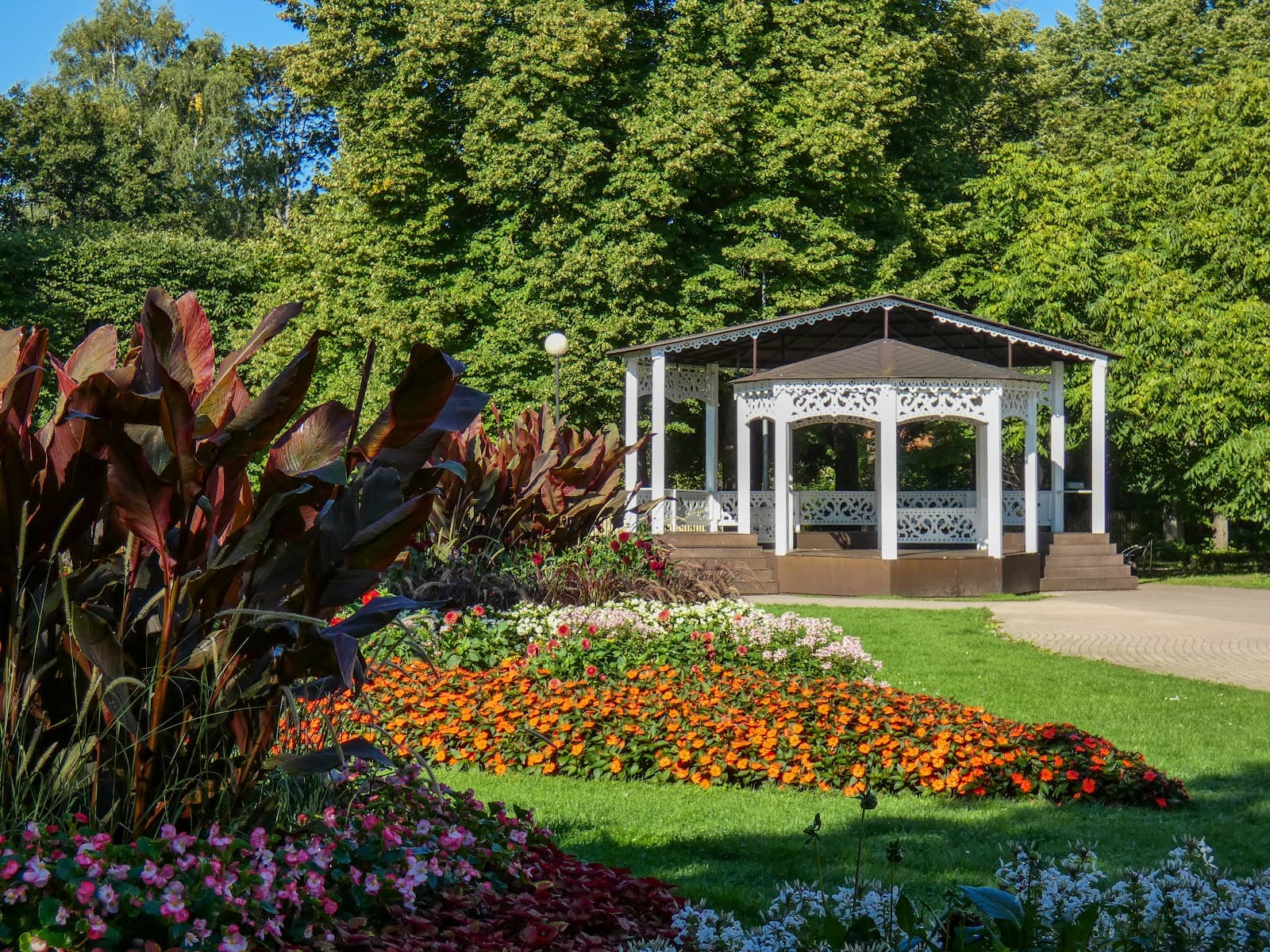 Horn's Garden Majori Park - Image 1
