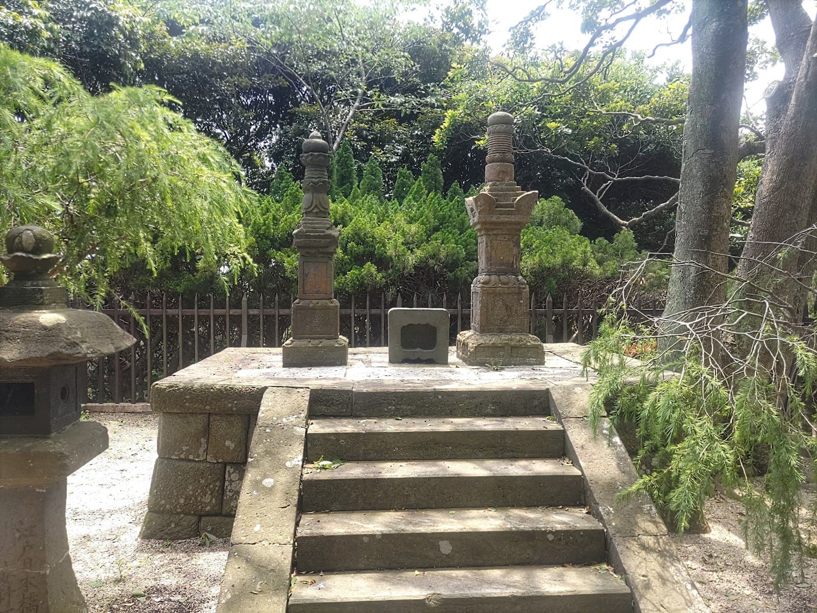 Anjinzuka William Adams Memorial - Image 1