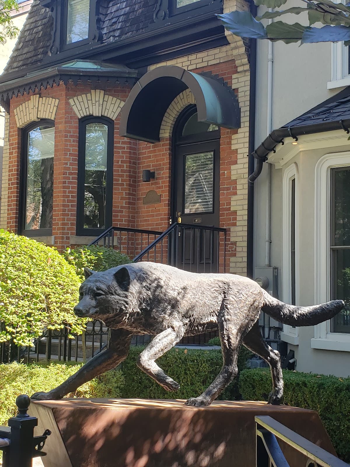 Yorkville Toronto - Image 1