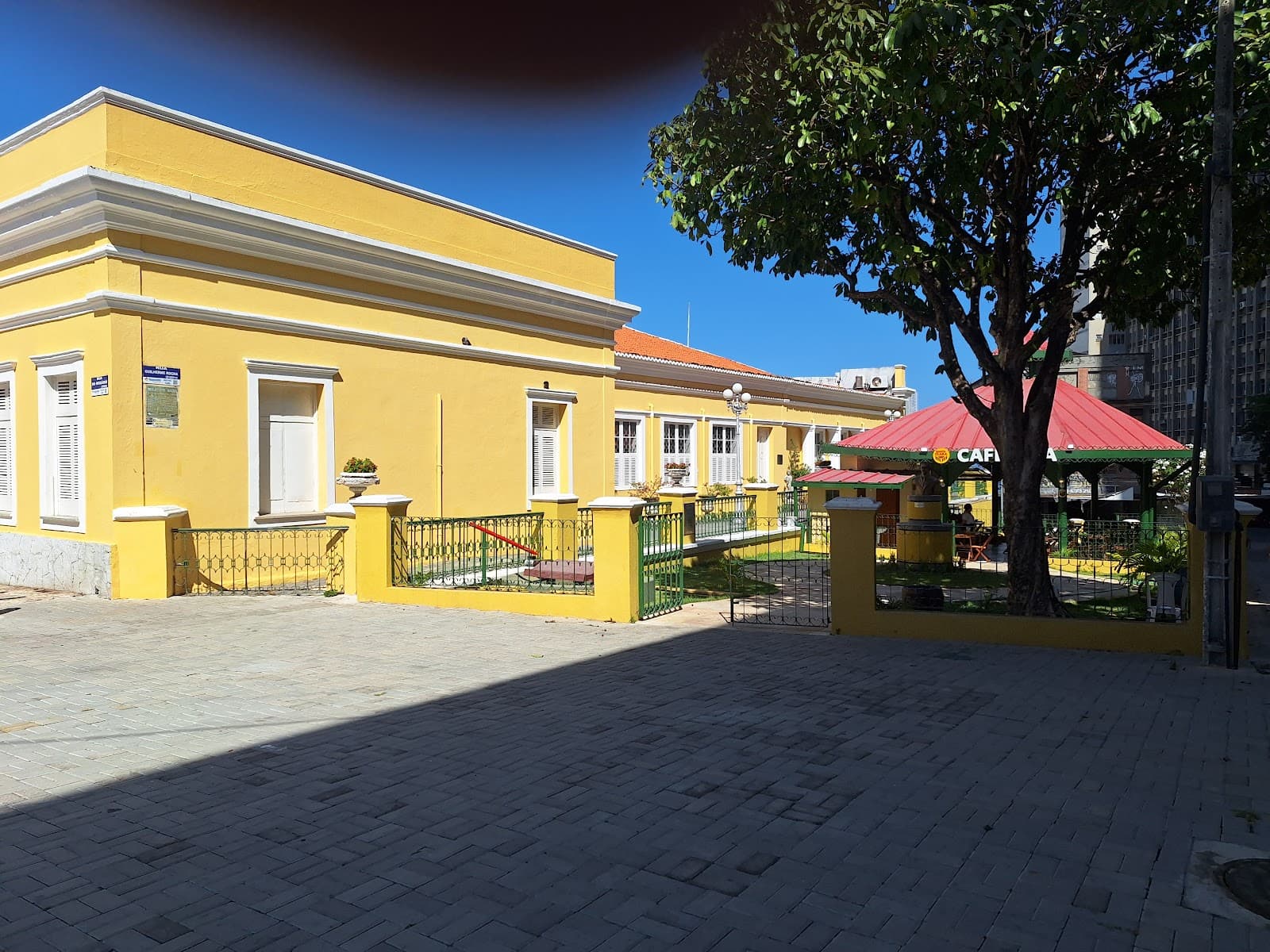 Palácio da Luz - Image 1