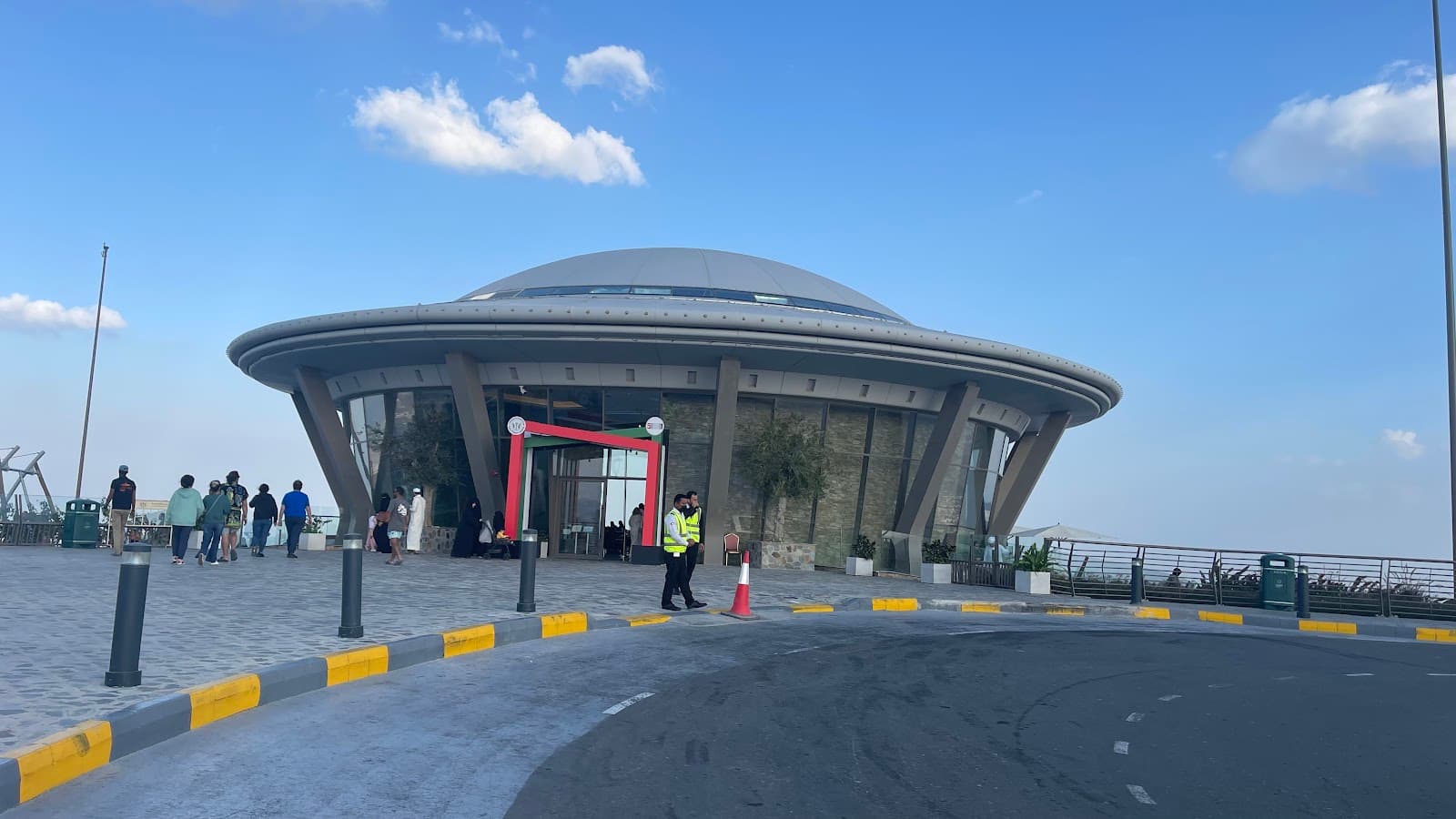 Al Suhub Rest House - Image 1