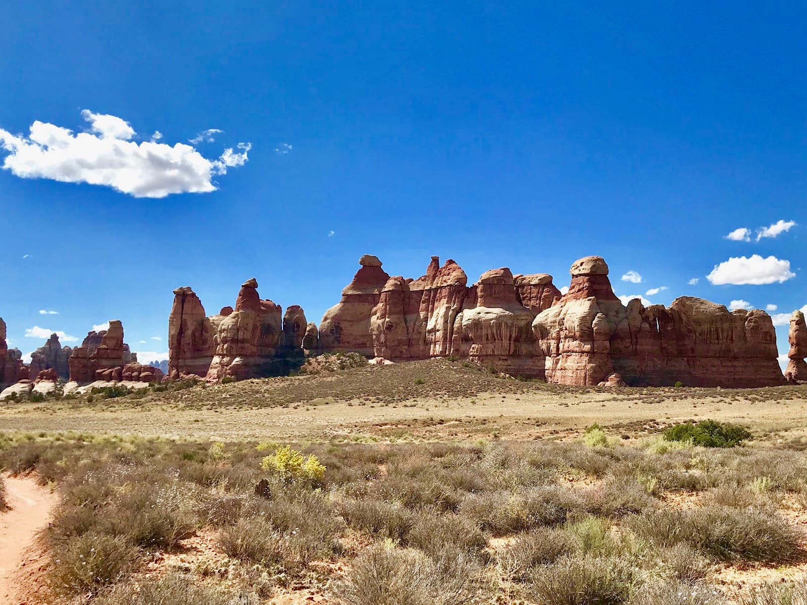 Chesler Park Canyonlands National Park - Image 1