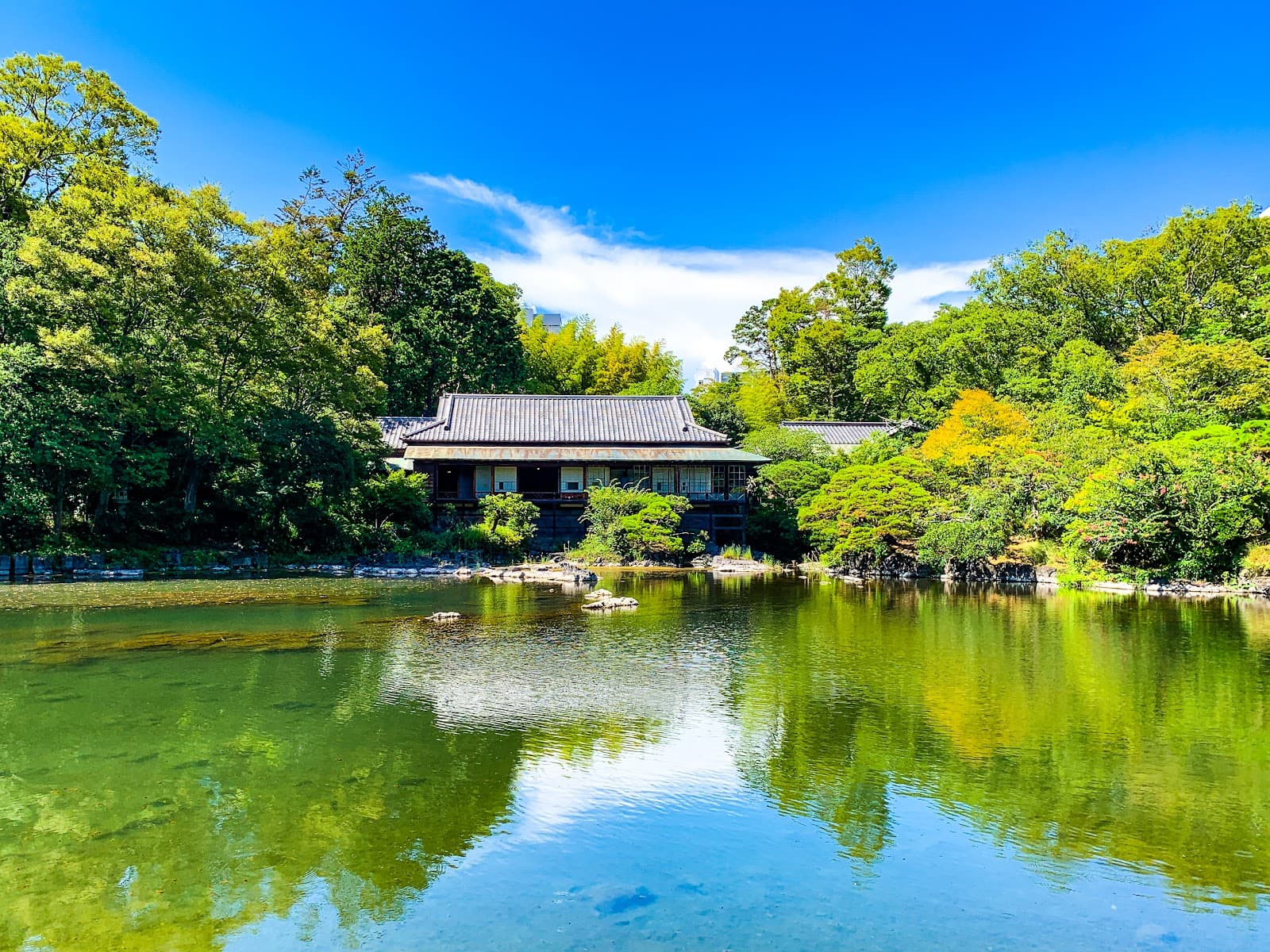Rakujuen Park - Image 1
