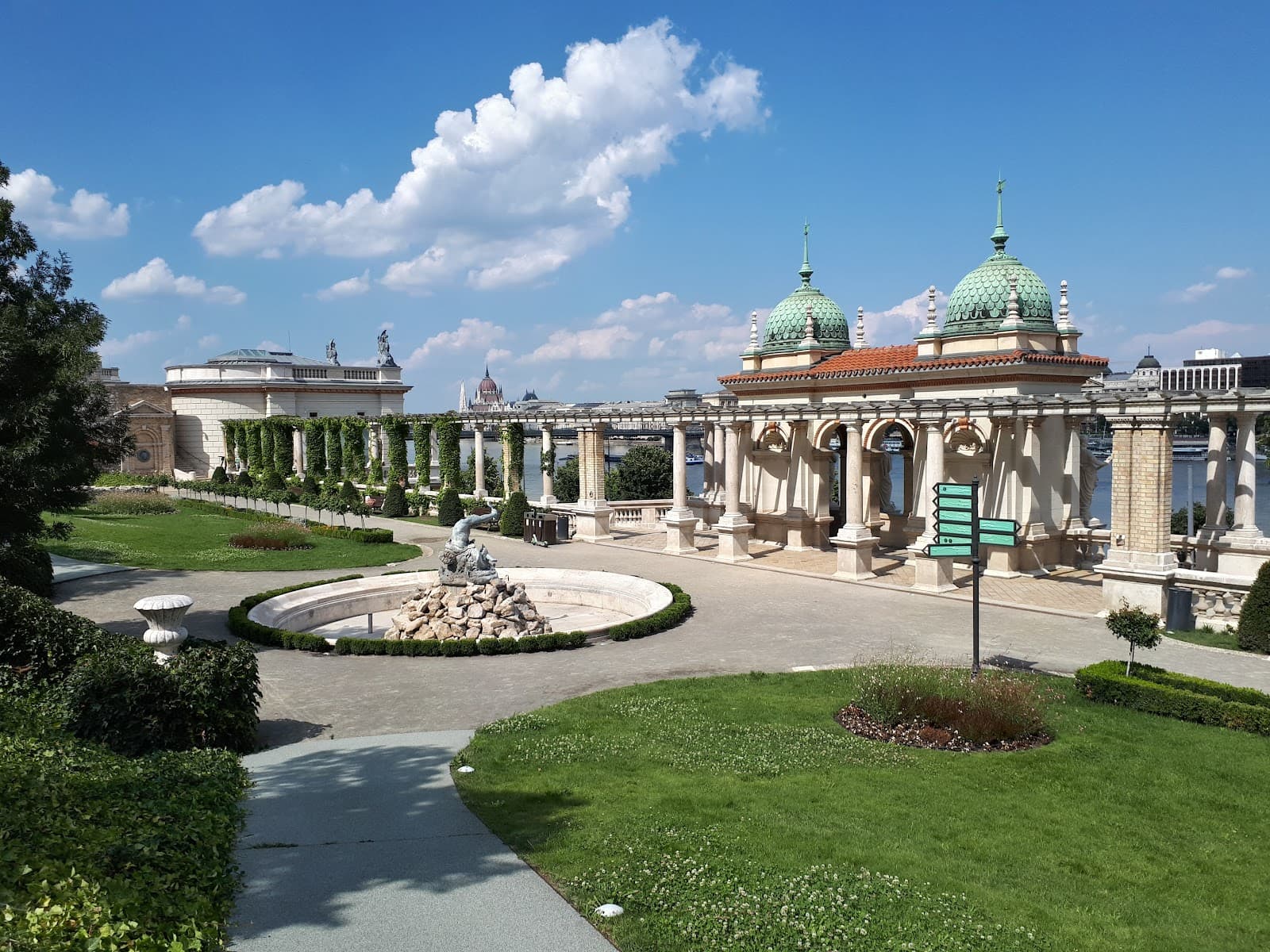 Várkert Bazár - Image 1