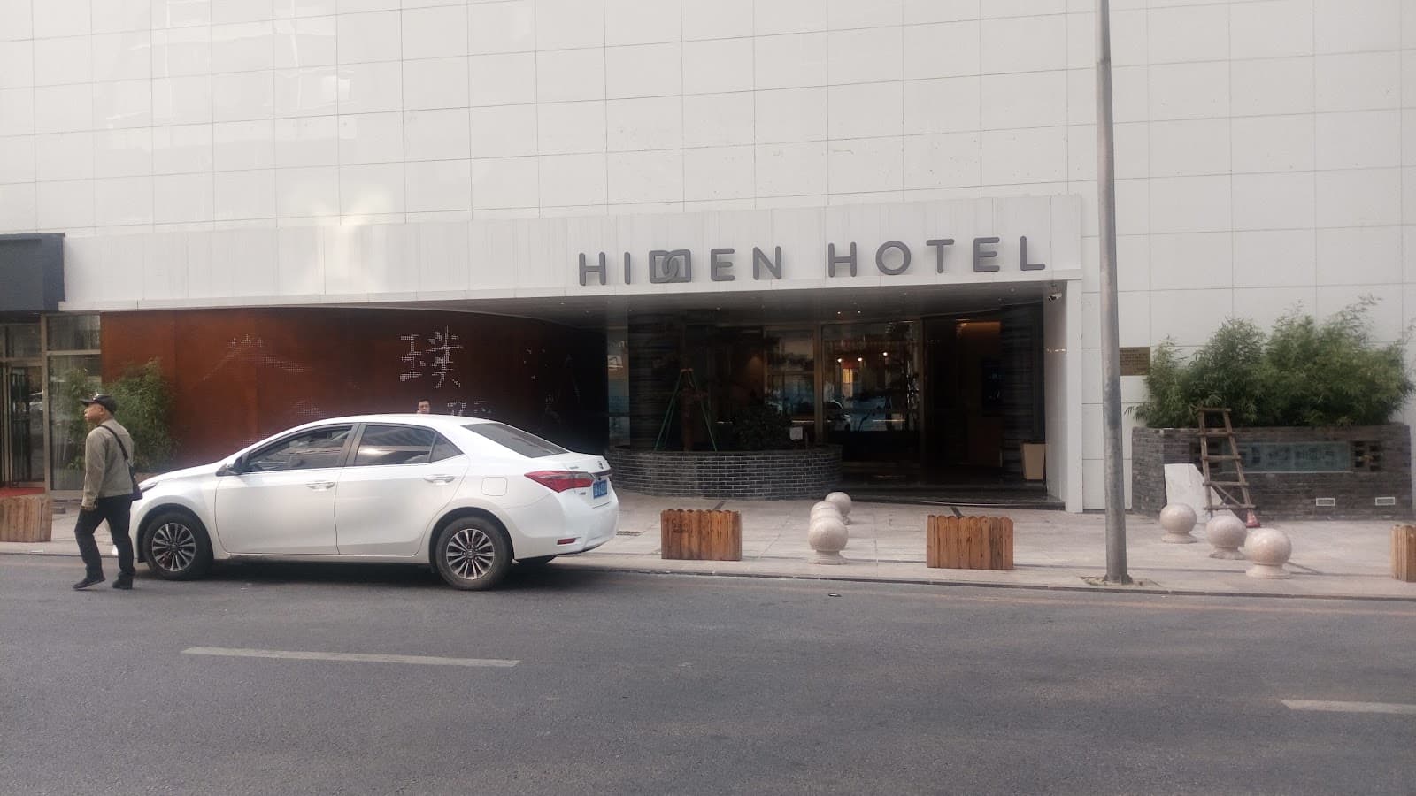 Friendship Square - Image 1