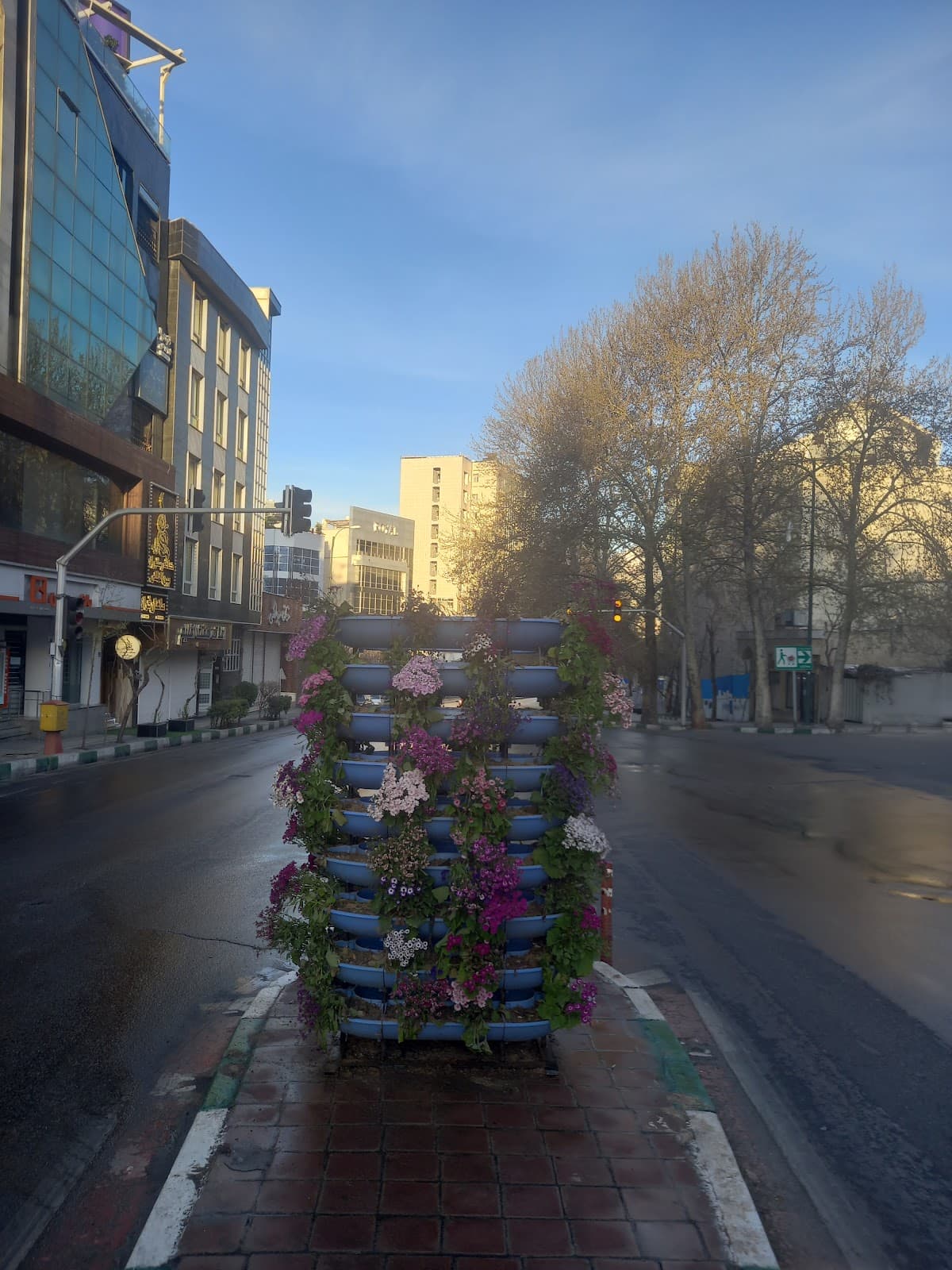 Niavaran Tehran - Image 1