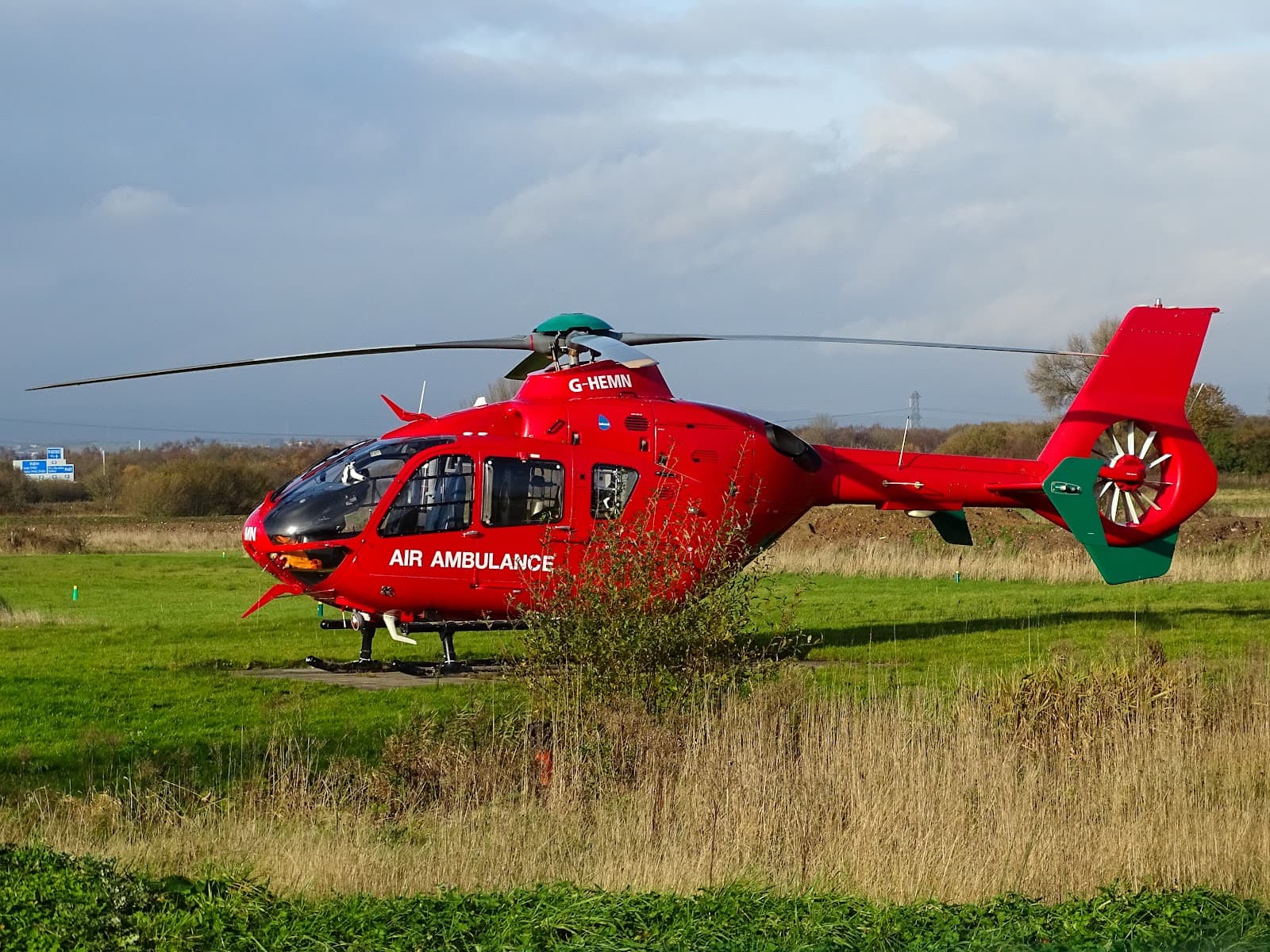 City Airport and Heliport Barton - Image 1