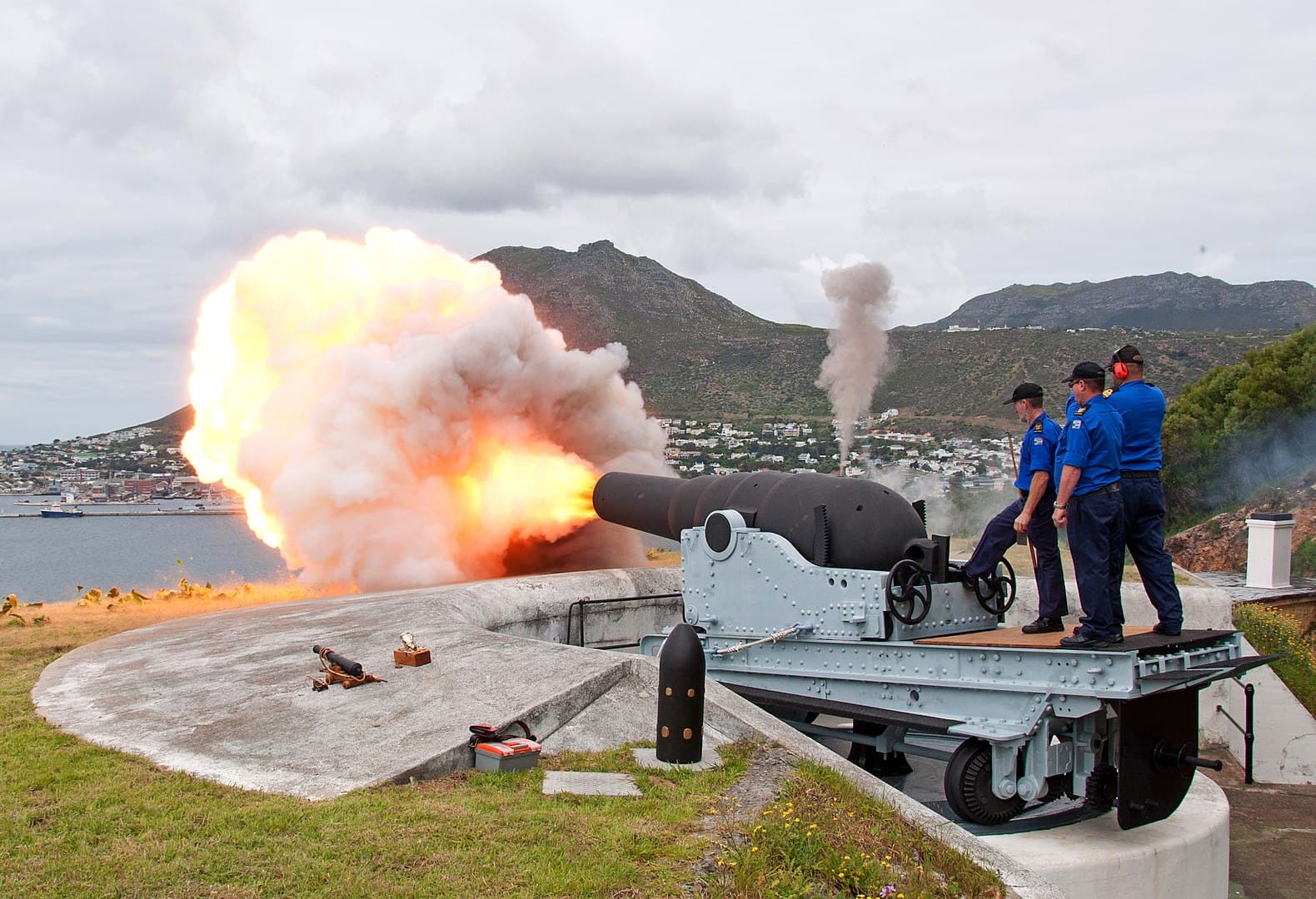 Middle North Battery - Image 1