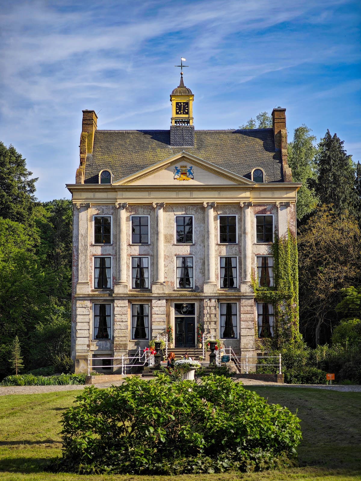 Ter Horst Castle - Image 1