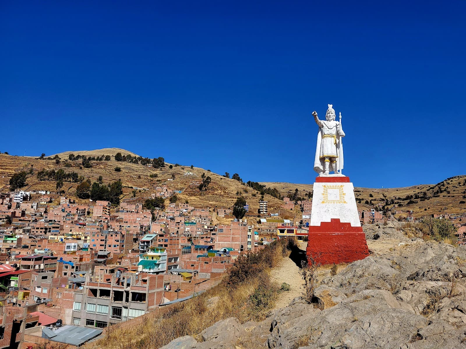 Huajsapata Park and Viewpoint - Image 1