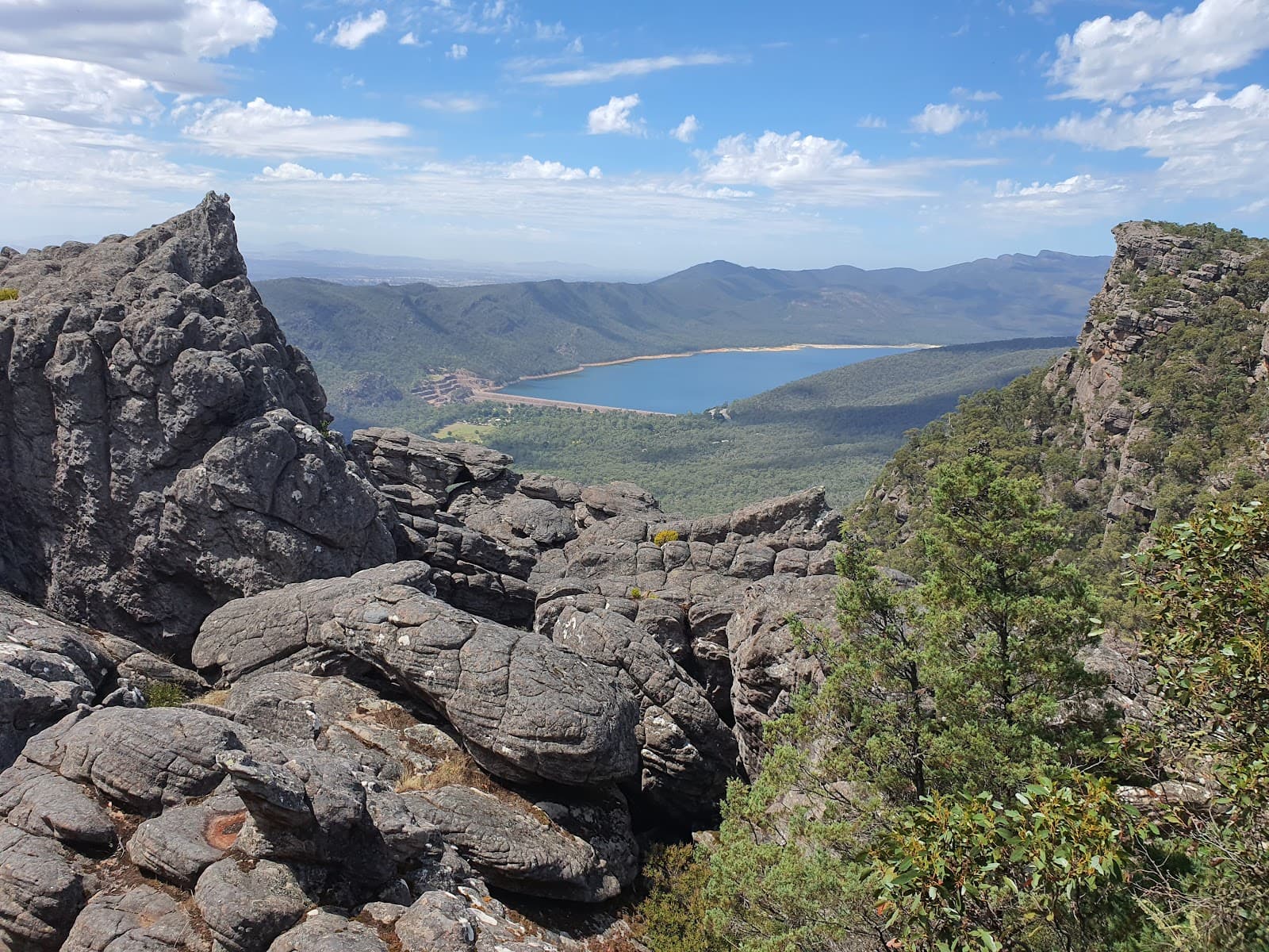 Halls Gap Melbourne - Image 1