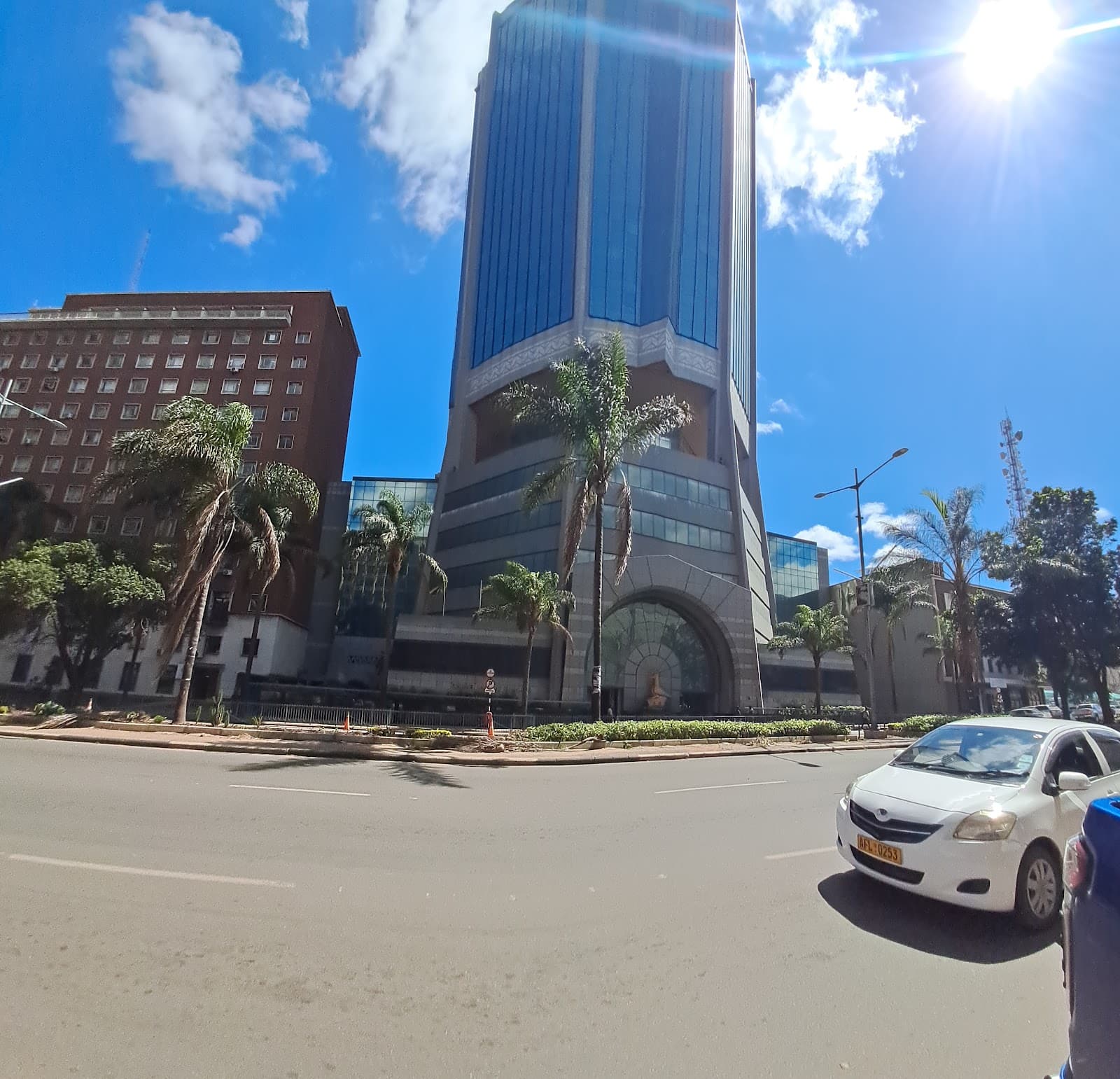 Reserve Bank of Zimbabwe Tower - Image 1