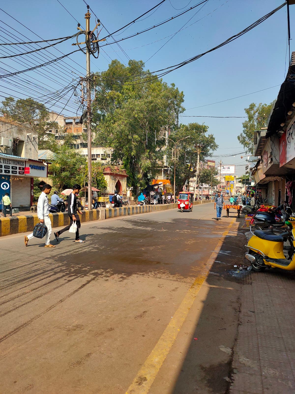 Gol Bazar - Image 1