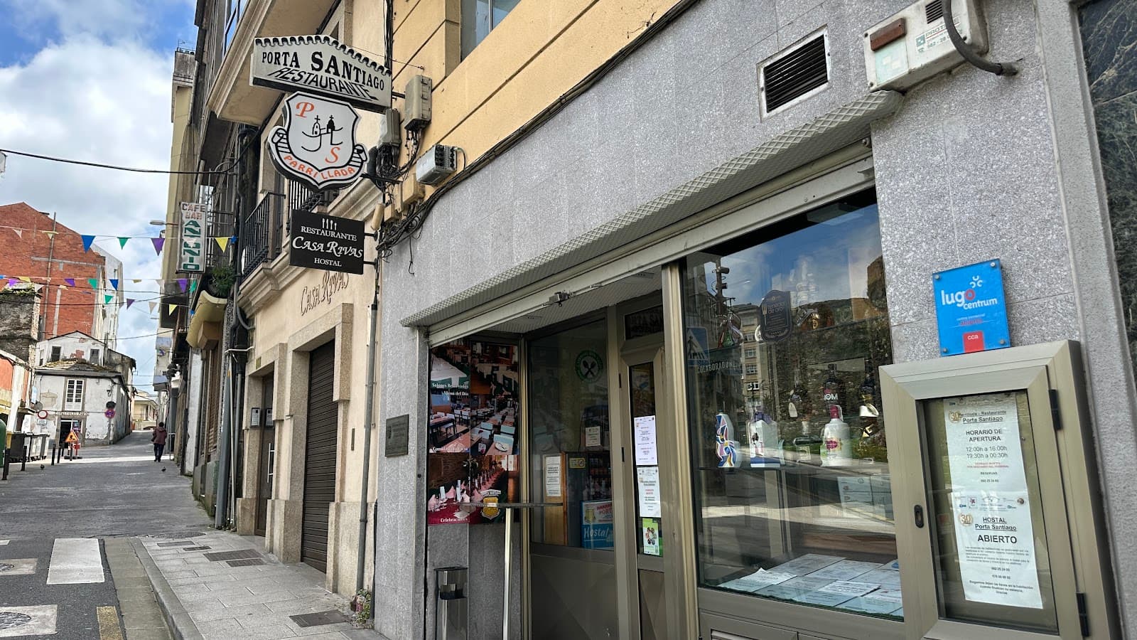 Porta de Santiago - Image 1