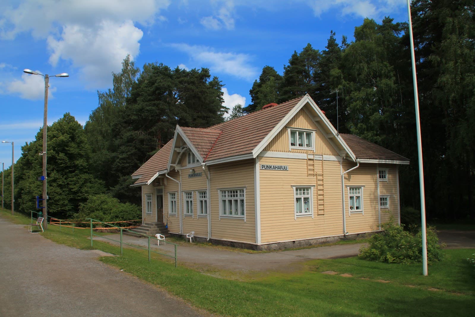 Punkaharju Old Railway Station - Image 1