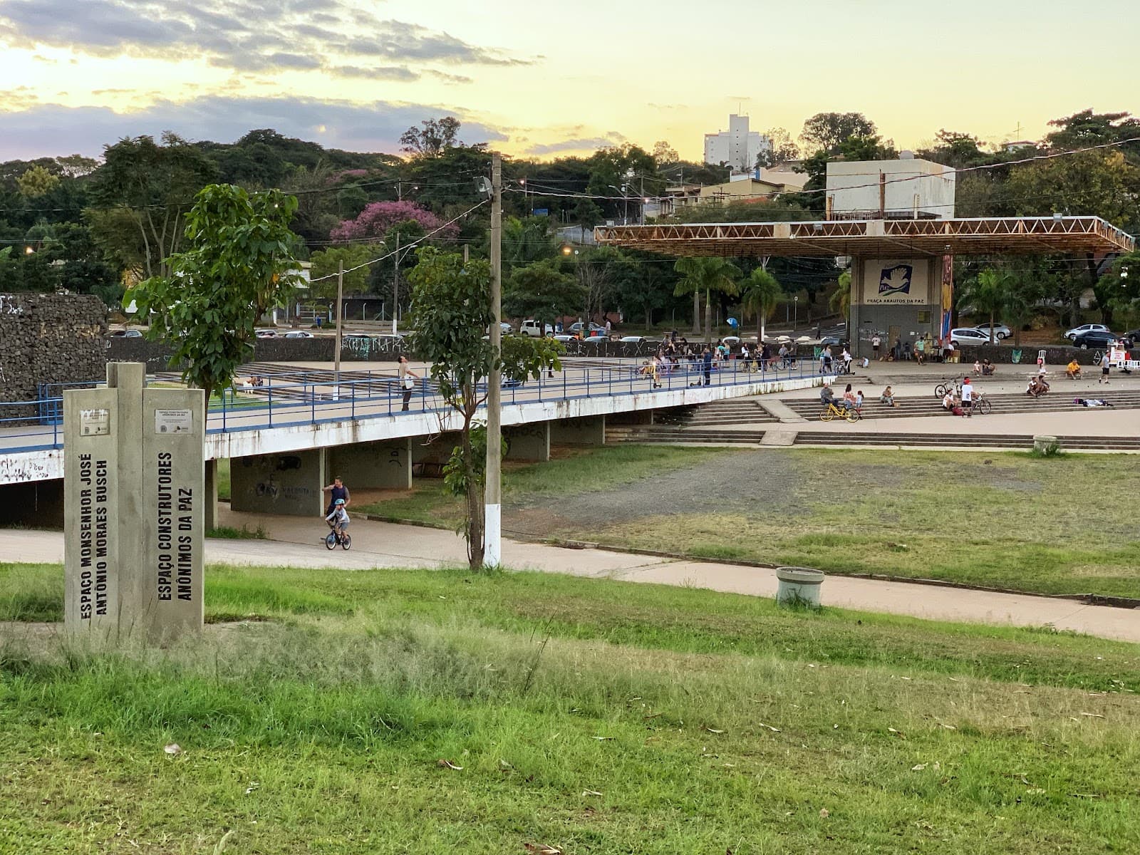 Praça Arautos da Paz - Image 1
