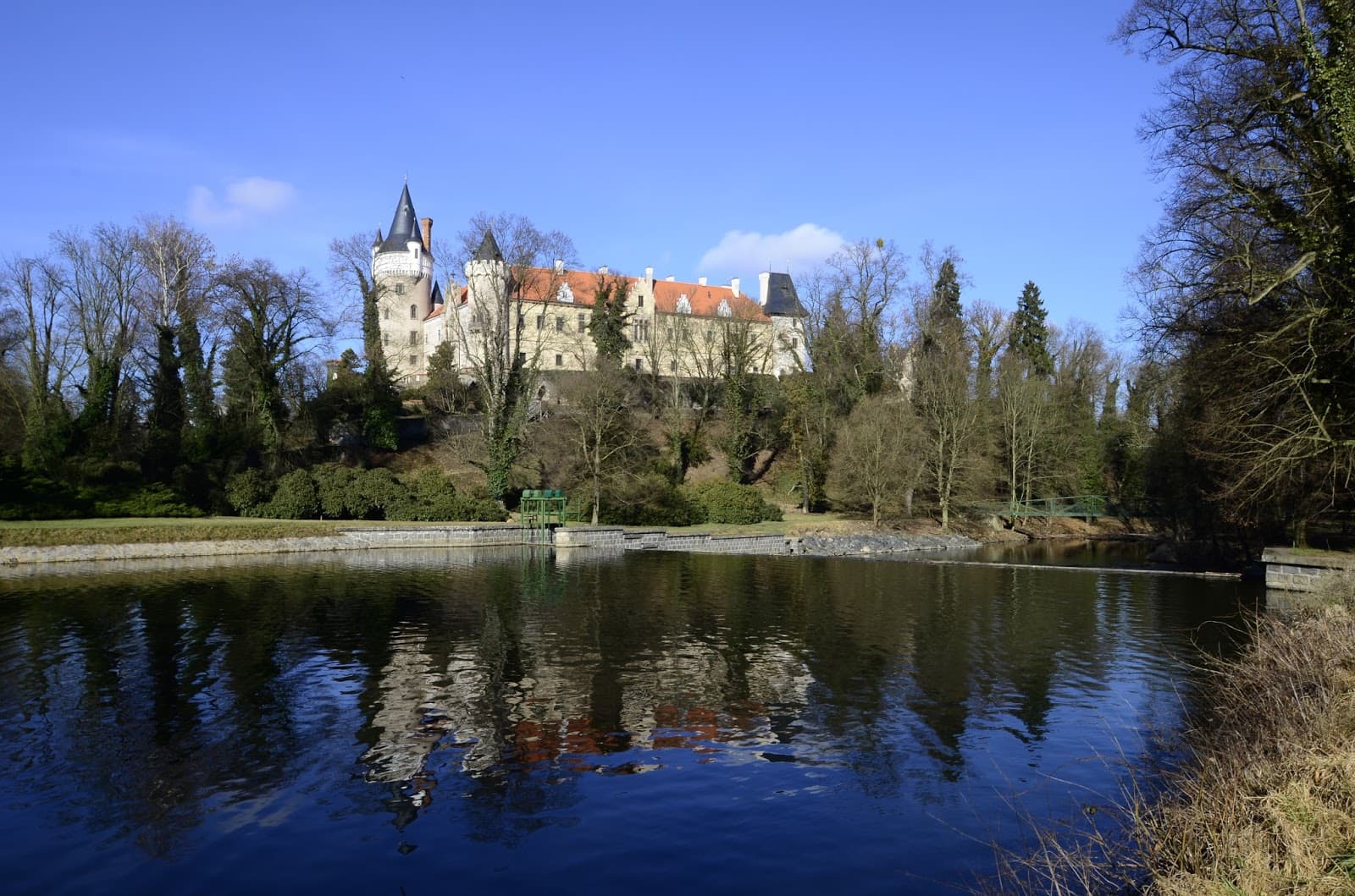 Žleby Castle - Image 1