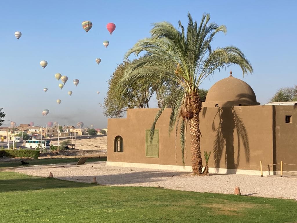 Howard Carter House - Image 1