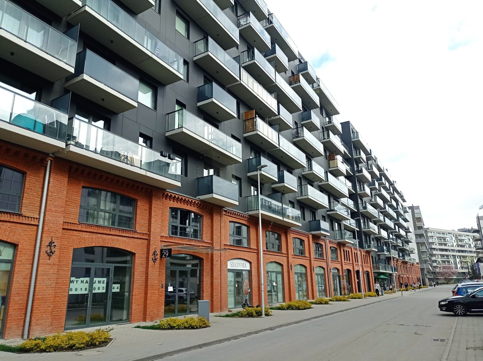 Kępa Mieszczańska Waterfront - Image 1