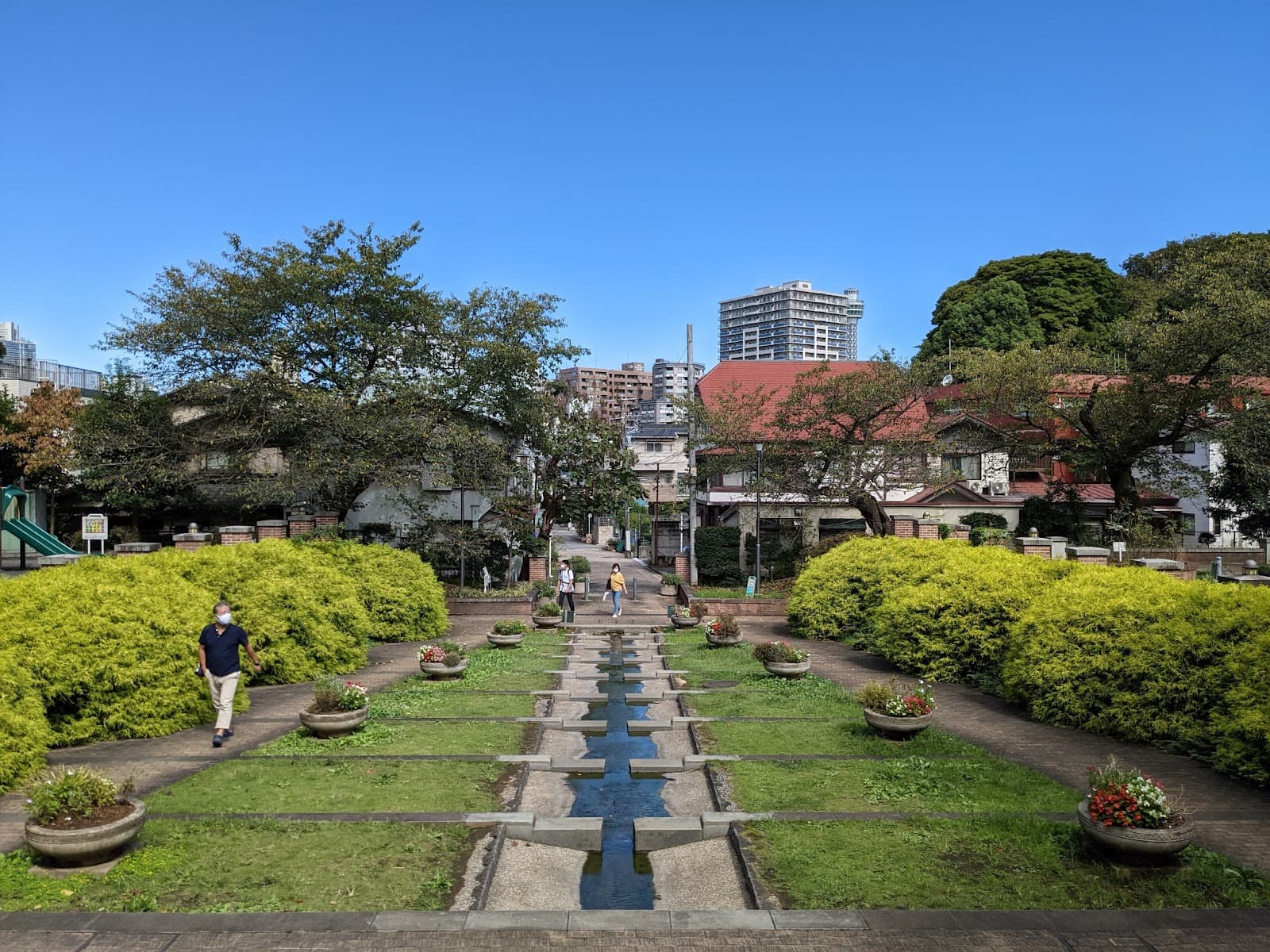 Motomachi Park - Image 1