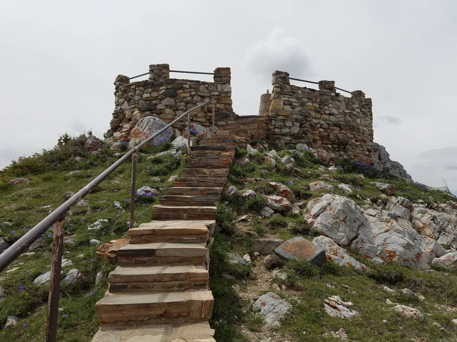 Mountain Lakes Glimpse