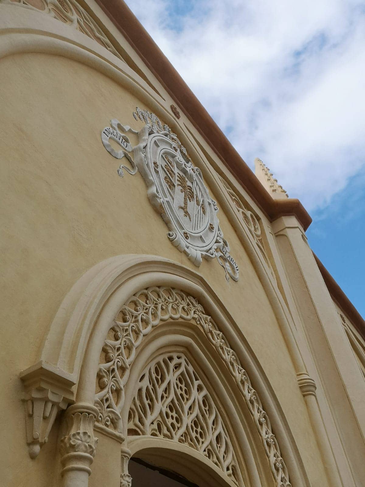 Vertical photo