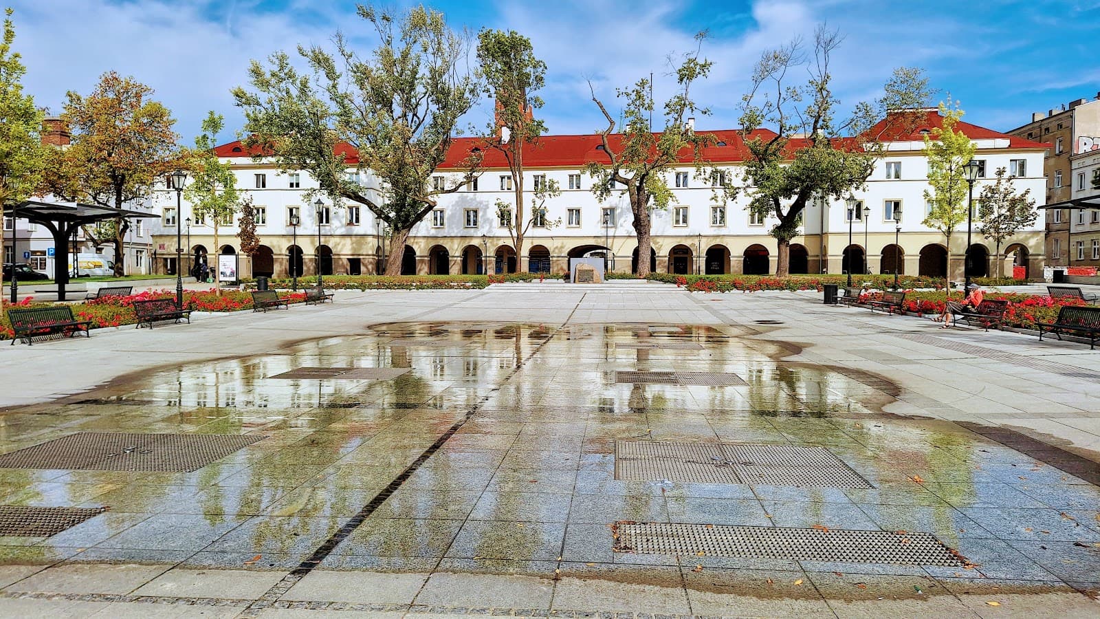 Stary Rynek Old Market Square - Image 1