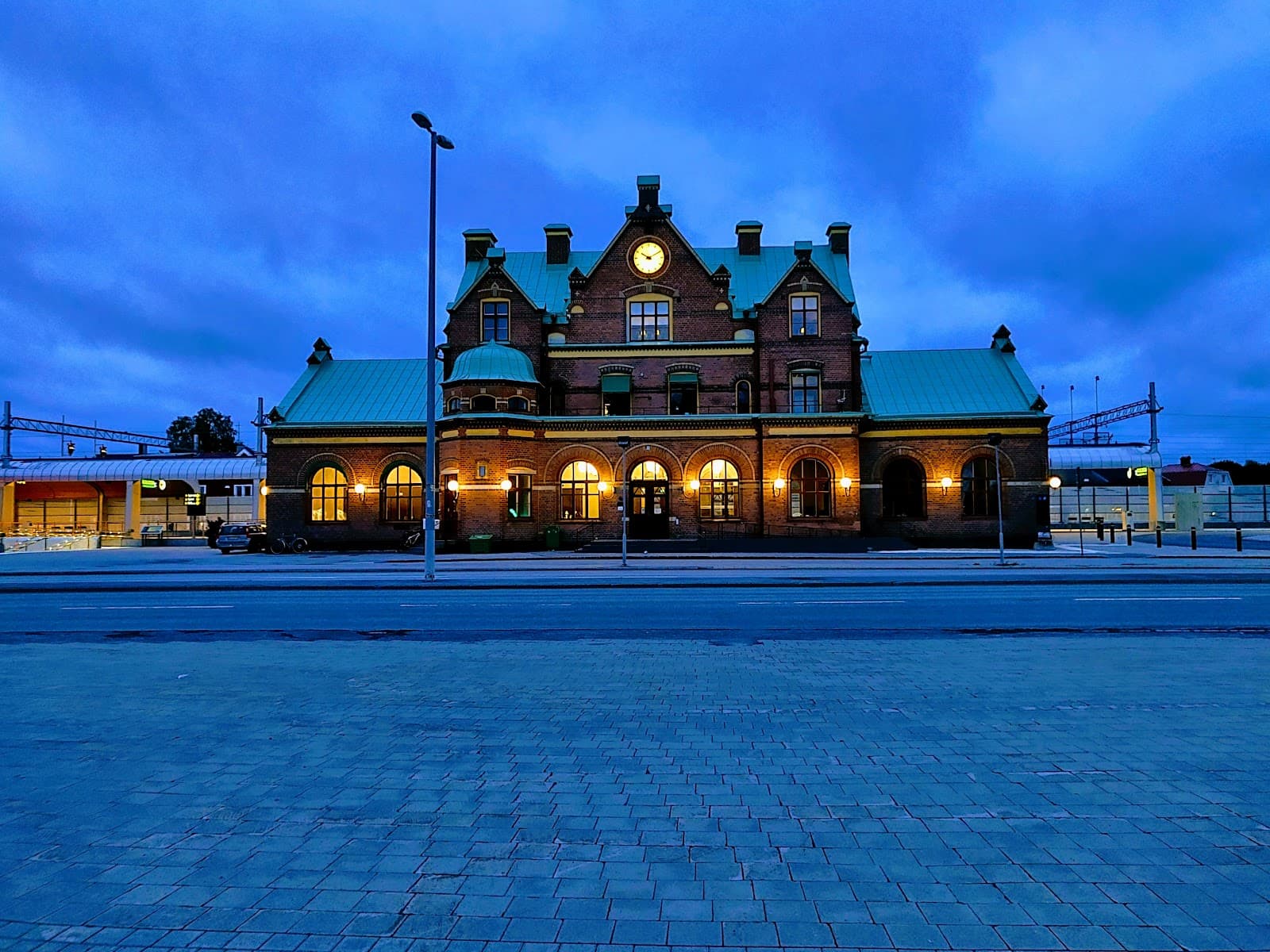 Umea Central Station - Image 1