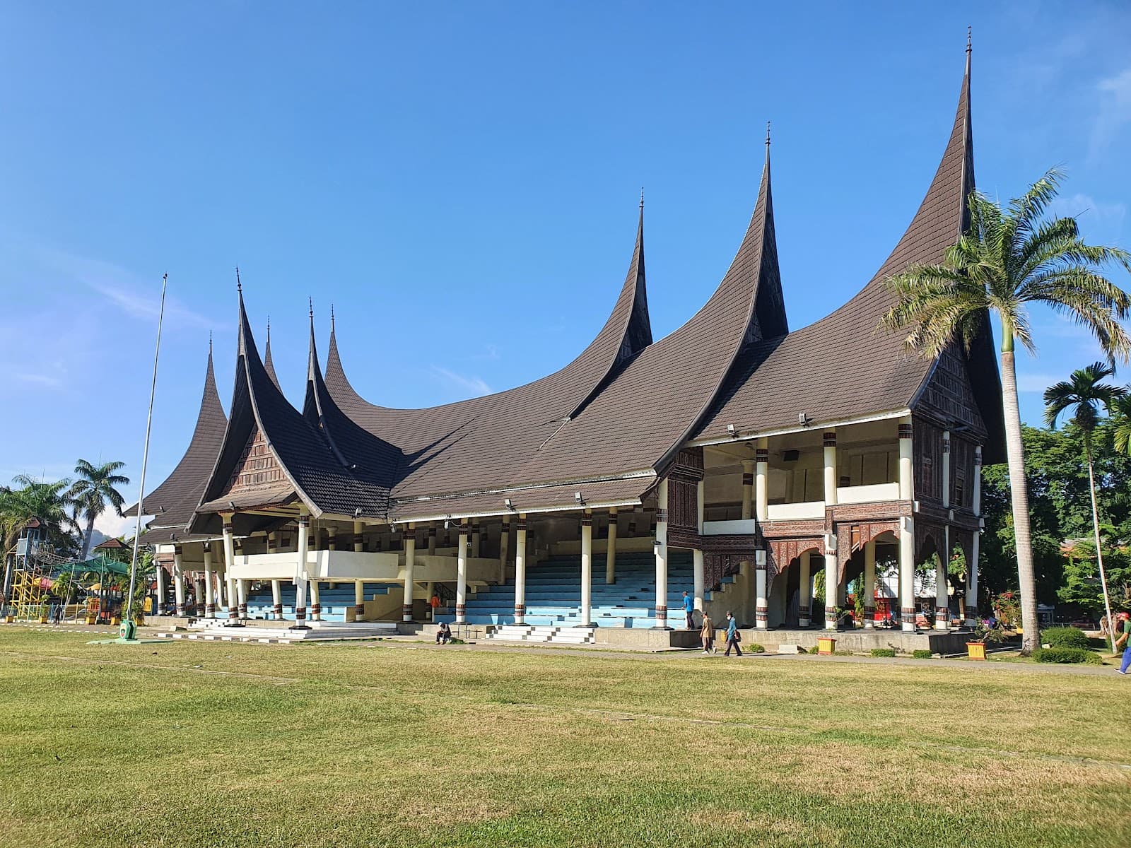 Imam Bonjol Park - Image 1