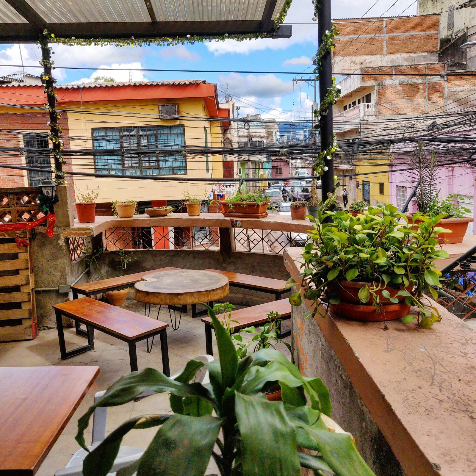 Mercado de Artesanías La Ronda - Image 1