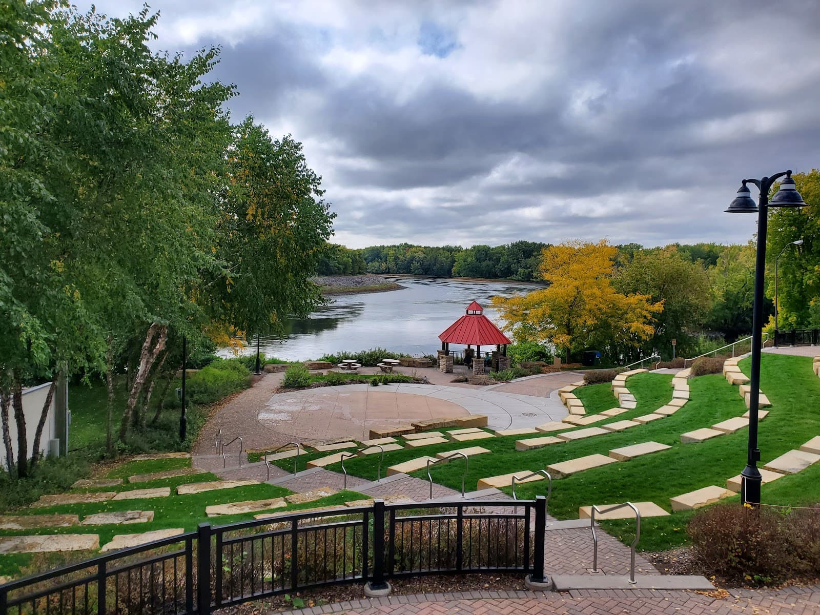 Rivers Edge Commons Park - Image 1