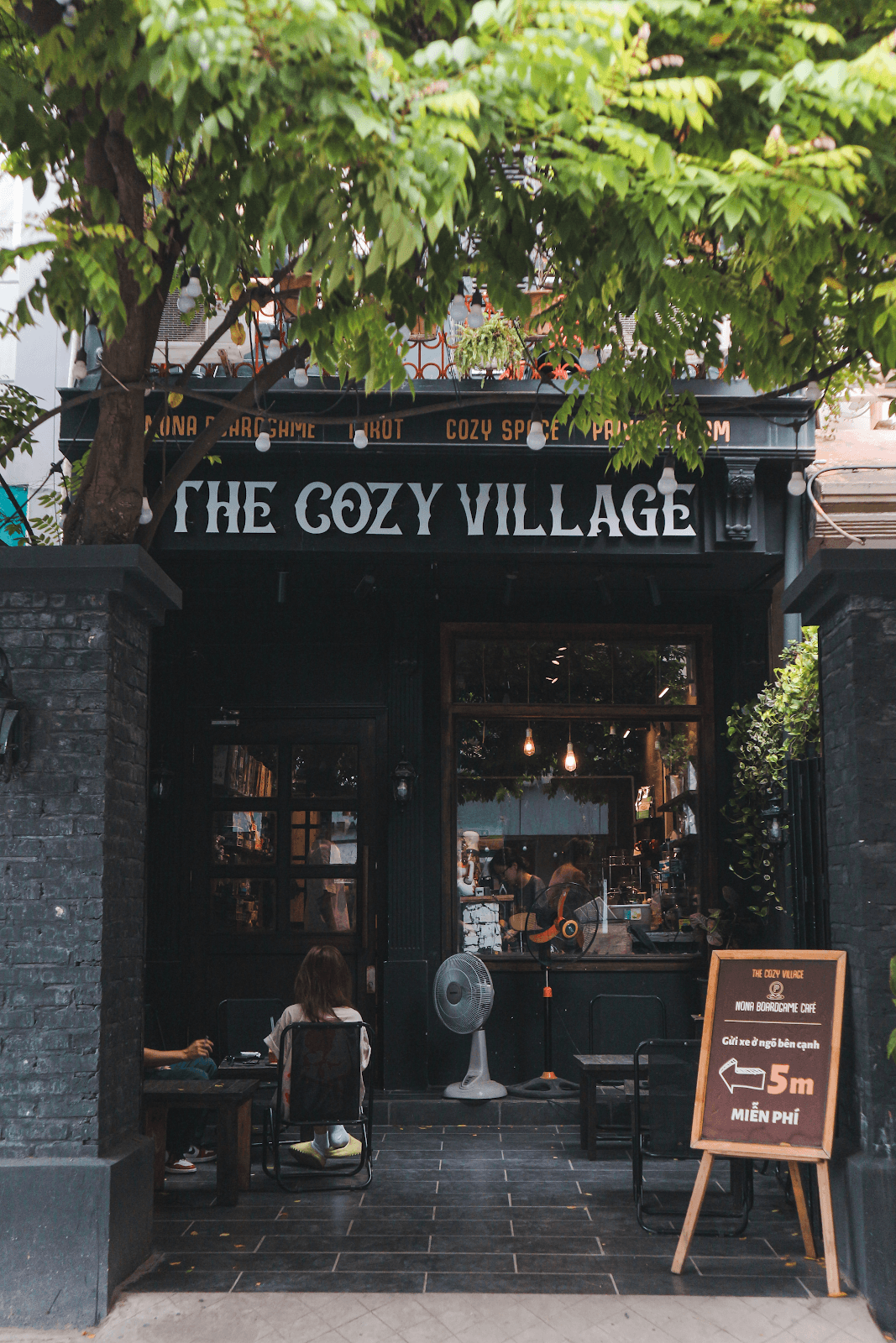 Various Board Game Cafes - Image 1