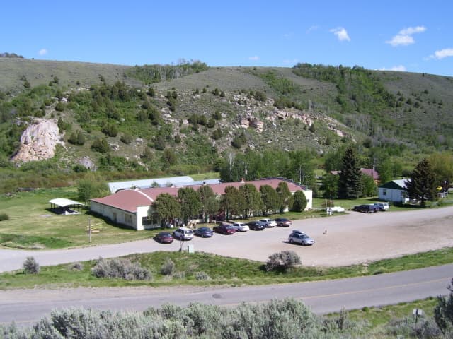 Green Canyon Hot Springs - Image 1
