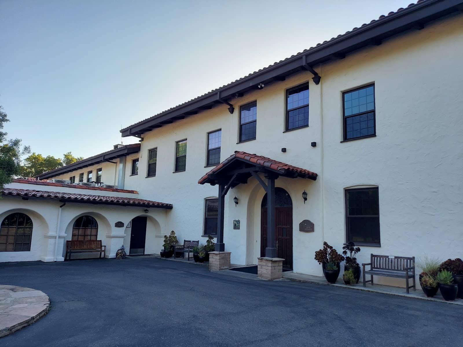 Peaceful Grounds & Trails