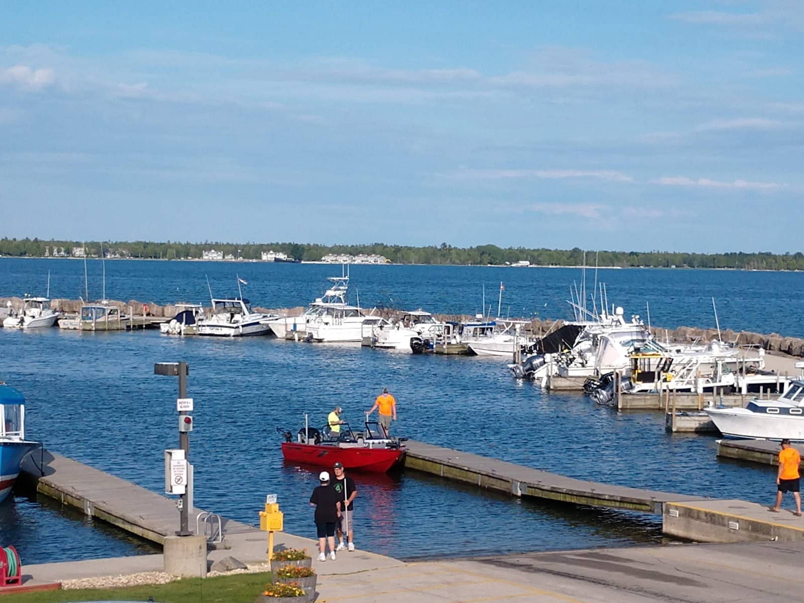 Lighthouse Boat Tours