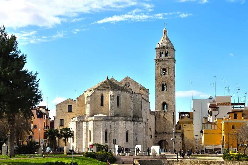 Barletta Old Town - Image 1